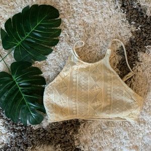 💃🏼BOGO White crochet Xhilaration bathingsuit top